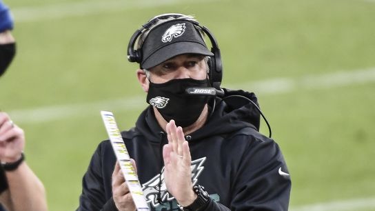 Pederson 'fully confident' he'll coach Eagles in 2021 (NFL)