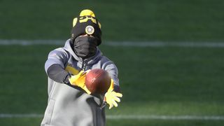 Report: Steelers CB Haden tests positive for COVID-19 (NFL)