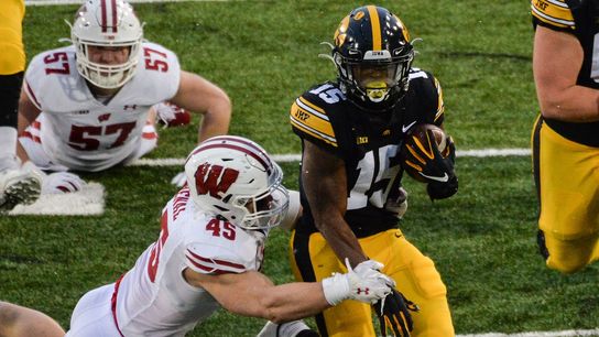 No. 15 Iowa faces Missouri, seeks fourth straight bowl win (College Football)