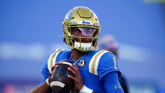 No. 15 USC holds off UCLA in final seconds (College Football)