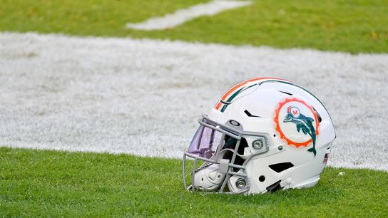 Mercury Morris, RB from 1972 undefeated team, dies at 77 (NFL)