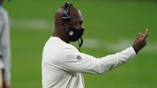 Lions officially tab ex-Chargers coach Anthony Lynn as OC (NFL)