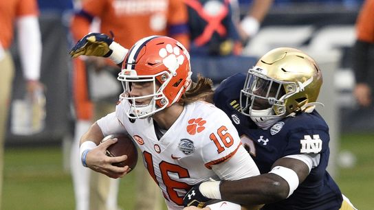 Notre Dame star LB Owusu-Koramoah enters NFL draft (College Football)