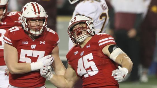 Wisconsin, Wake Forest meet for first time in Duke's Mayo Bowl (College Football)
