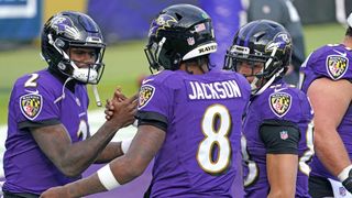 Lamar Jackson still not practicing, Tyler Huntley throws for Ravens (NFL)