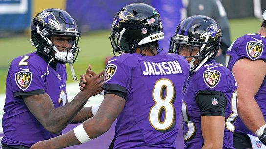 Lamar Jackson still not practicing, Tyler Huntley throws for Ravens (NFL)
