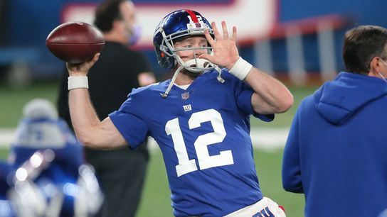 QB McCoy starts as Jones inactive for Giants (NFL)