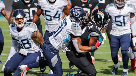 Embattled Urban Meyer, Jaguars play host to Titans (NFL)