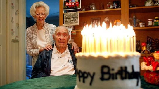 Pro Football Hall of Famer Charley Trippi dies at 100 (NFL)