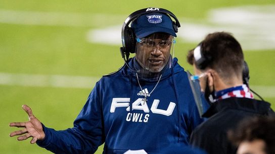 Report: Ravens to name Willie Taggart as RBs coach (NFL)