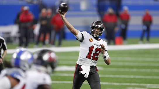 Bucs rout Lions, clinch first playoff berth since 2007 (NFL)