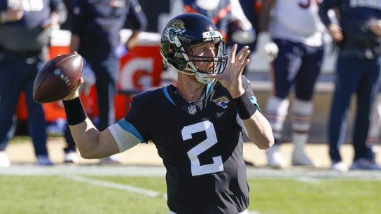 Reports: Giants sign QB Mike Glennon to back up Daniel Jones (NFL)