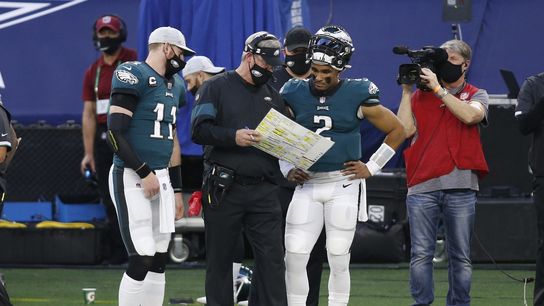 Eagles GM: Wentz trade not being discussed (NFL)