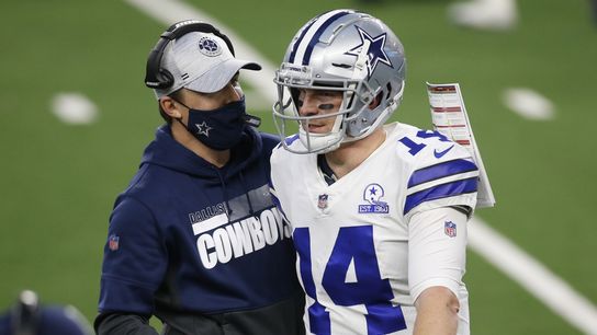 Cowboys sign OC Moore to extension (NFL)