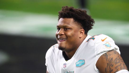 Reports: Dolphins trade OL Ereck Flowers to Washington (NFL)