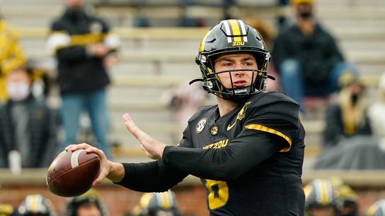 Missouri counting on QB Connor Bazelak in opener vs. CMU (College Football)