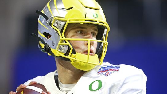 Oregon starting QB Tyler Shough to transfer (College Football)