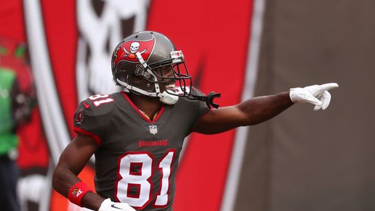Bucs WR Antonio Brown (knee) ruled out for Sunday (NFL)