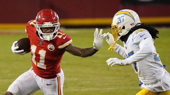 Report: Chiefs WR Demarcus Robinson cleared to practice (NFL)