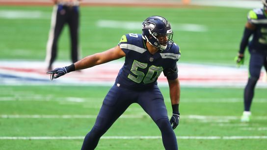 Report: Free agent LB K.J. Wright visits Raiders (NFL)