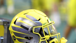Four-star CB Avante Dickerson bolts for Oregon (College Football)