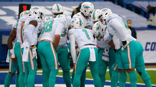 Dolphins to operate with co-offensive coordinators (NFL)