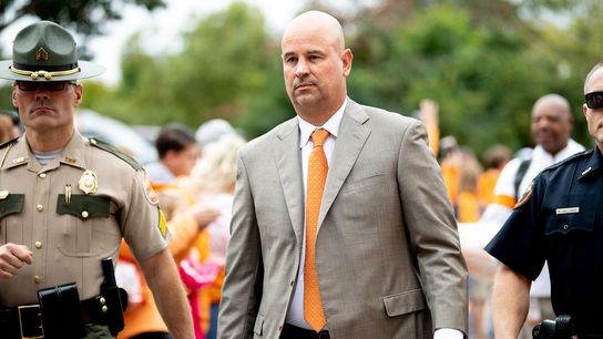 NCAA: Former Tennessee coach Jeremy Pruitt gave cash to recruits (College Football)