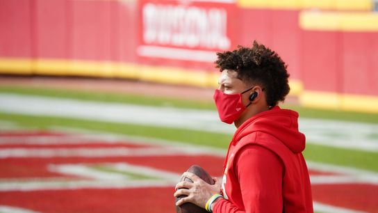 Patrick Mahomes practices, remains in concussion protocol (NFL)