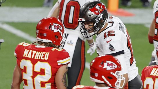 Super Bowl notebook: Tom Brady, Tyrann Mathieu have words (NFL)