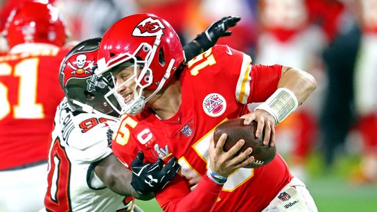 Report: Patrick Mahomes to have surgery for turf toe (NFL)