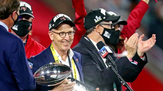 Protests against Bucs' Glazer family halt Manchester United match (NFL)