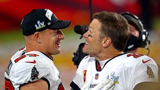 Rob Gronkowski 'not ready to commit' to another season (NFL)