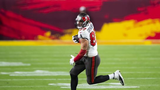 Report: TE Rob Gronkowski will play again in 2021 (NFL)