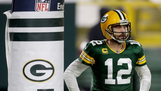 Report: Aaron Rodgers declined Packers' top-dollar offseason offer (NFL)