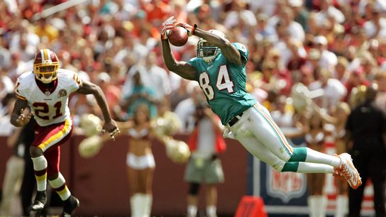 WFT retiring Sean Taylor's No. 21, faces backlash for short notice (NFL)