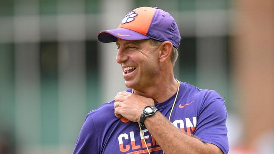 Clemson's Dabo Swinney inks 10-year, $115M extension (College Football)