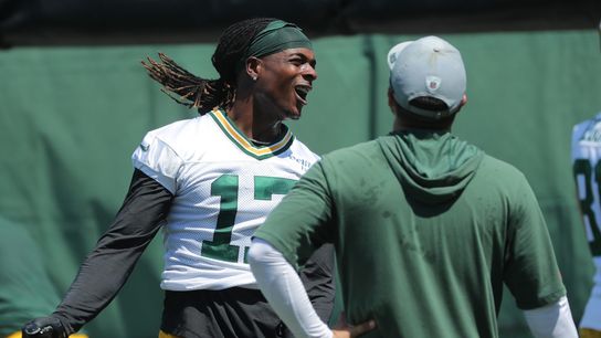 Packers WR Davante Adams won't take less to play with Aaron Rodgers (NFL)