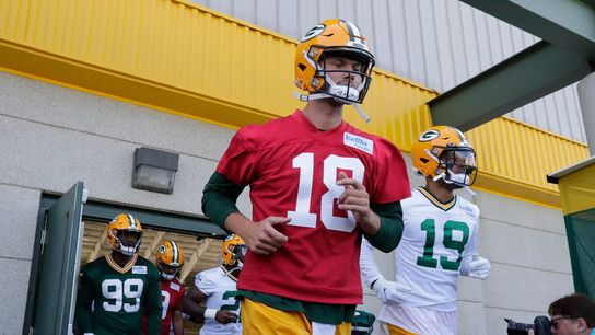 Packers sign QB Jake Dolegala, TE Jace Sternberger suspended (NFL)