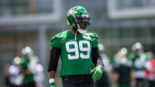 Jets DE Vinny Curry reveals blood clots discovered after spleen removal (NFL)