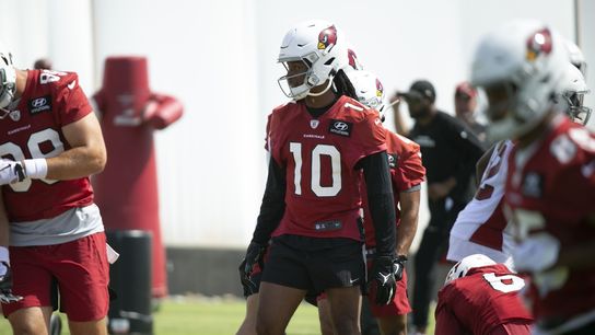 DeAndre Hopkins questions future, vaccine policy in deleted tweet (NFL)