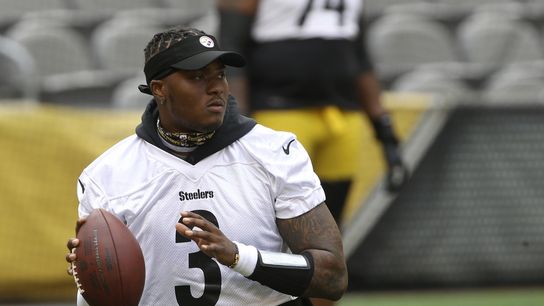 Reports: Steelers QB Dwayne Haskins injured by wife (NFL)