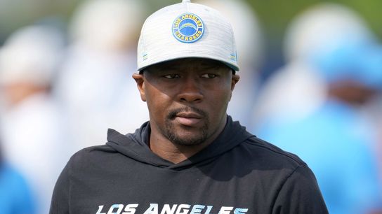 Report: Chargers’ Chris Beatty interviewing for Vikings' OC opening (NFL)