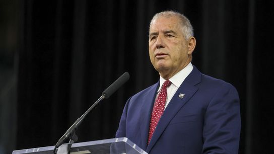 Reports: Big 12, Pac-12 meet to discuss partnership (College Football)