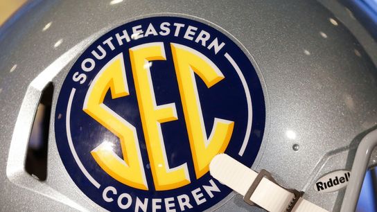 SEC unanimously votes to invite Texas, Oklahoma (College Football)