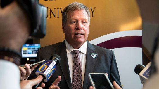 Jim McElwain suffers seizure, but ‘doing fine’ (College Football)