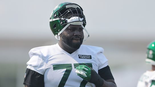 Jets LT Mekhi Becton evaluated for head injury (NFL)