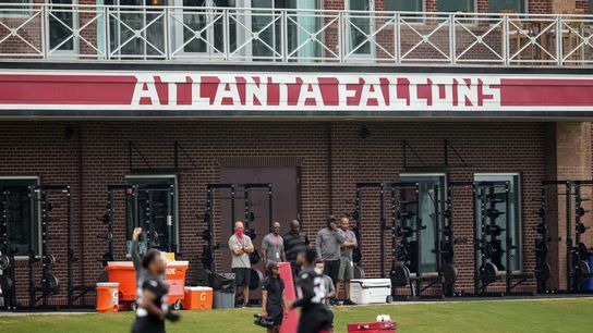 Falcons become first NFL team with 100% vaccination rate (NFL)