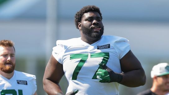 Jets T Mekhi Becton (knee) likely out for 2022 season (NFL)
