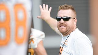 USF hires Tennessee OC Alex Golesh as head coach (College Football)