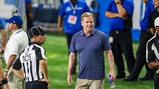 NFL restricts media locker room access in 2021 (NFL)